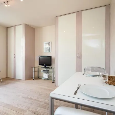 Guestready - Orange Minimalist Near La Croisette *